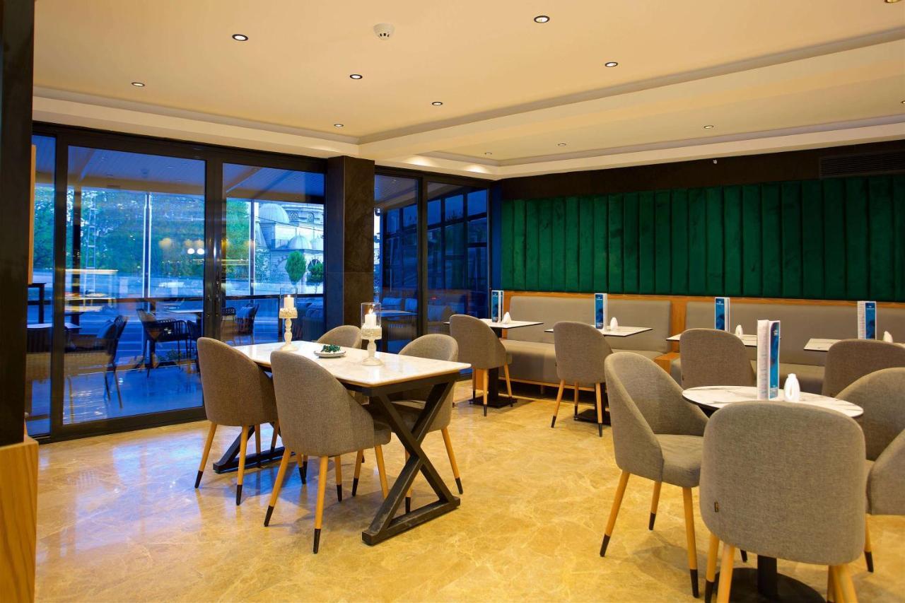 Days Inn By Wyndham Istanbul Arnavutkoy Bagian luar foto