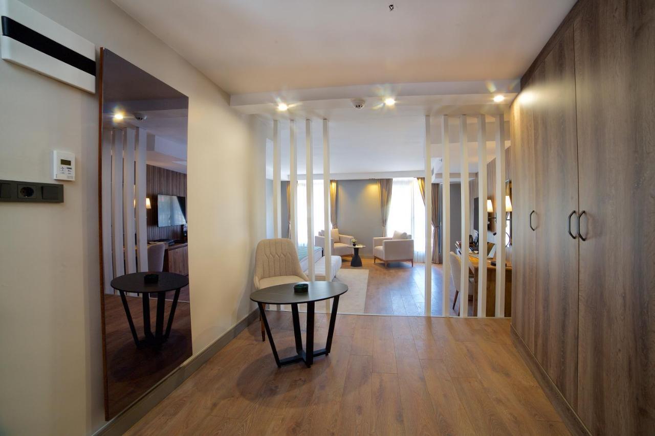 Days Inn By Wyndham Istanbul Arnavutkoy Bagian luar foto